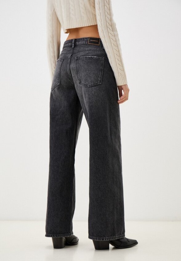 Джинсы Hiddenbrand