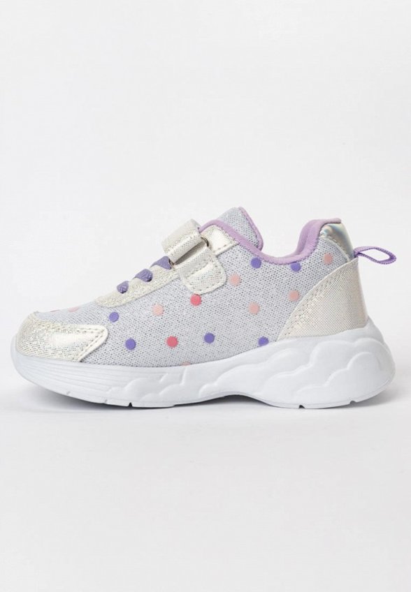 Кроссовки Tikkago