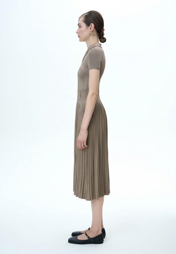 Платье Brusnika