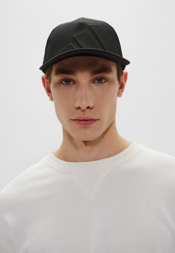 Бейсболка adidas