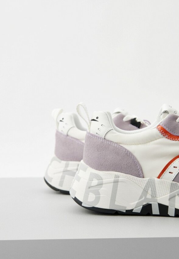 Кроссовки Voile Blanche