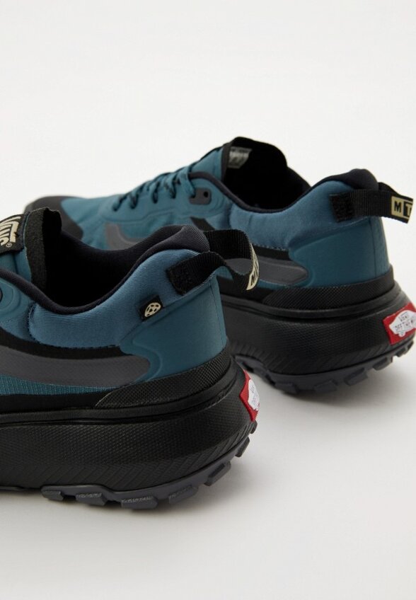 Кроссовки Vans