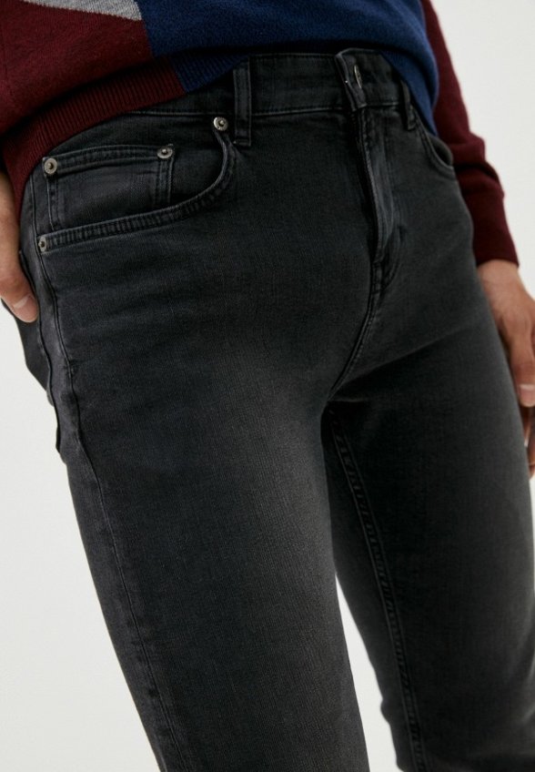 Джинсы Lacoste