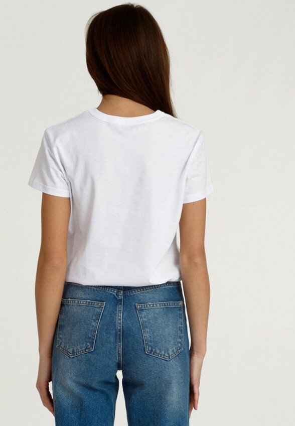 Футболка Апрель