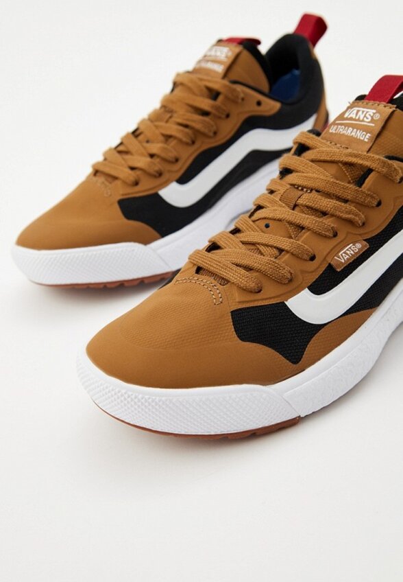 Кроссовки Vans