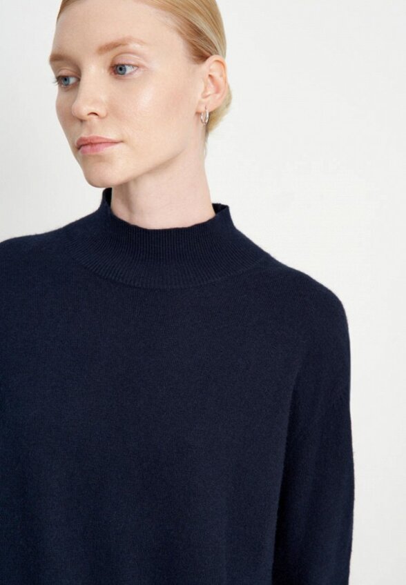 Водолазка Finn Flare