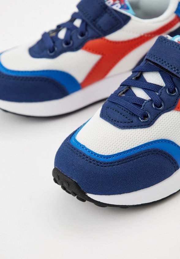 Кроссовки Diadora