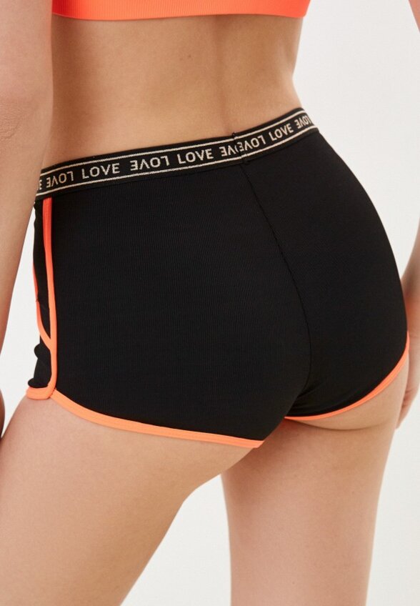 Купальник и шорты Moki