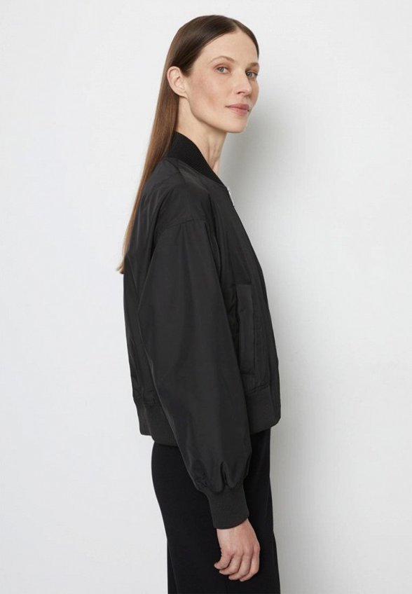 Бомбер Marc O'Polo