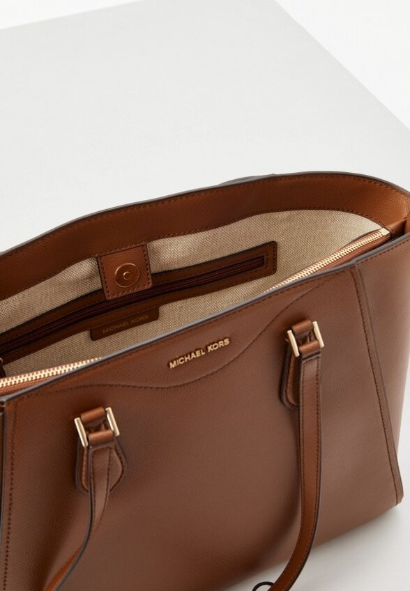 Сумка и брелок Michael Michael Kors