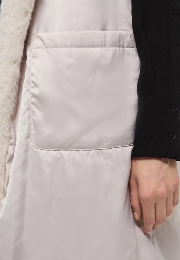 Жилет утепленный Trussardi