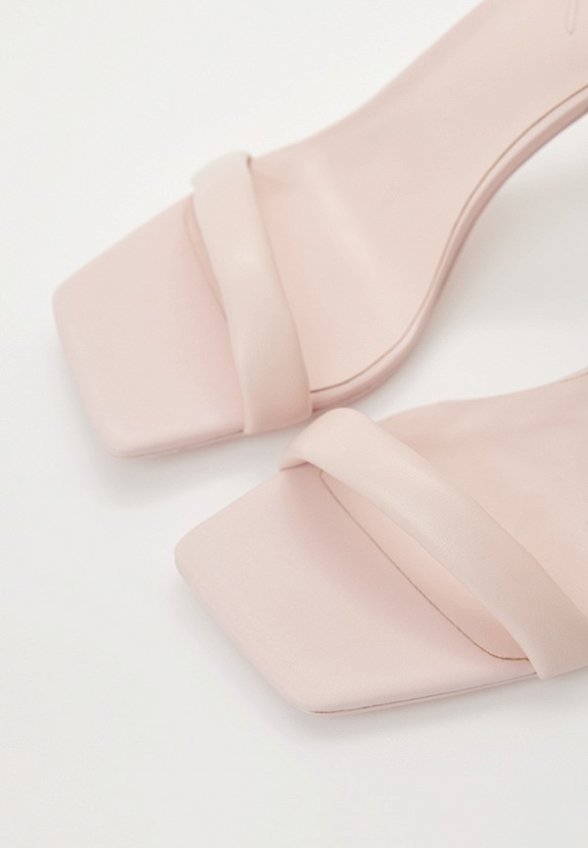 Босоножки Portal