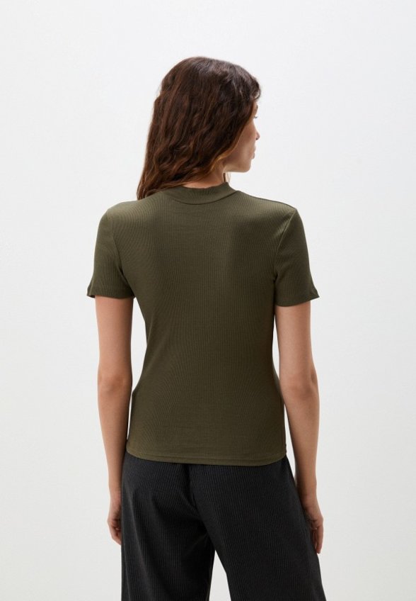 Водолазка Terranova