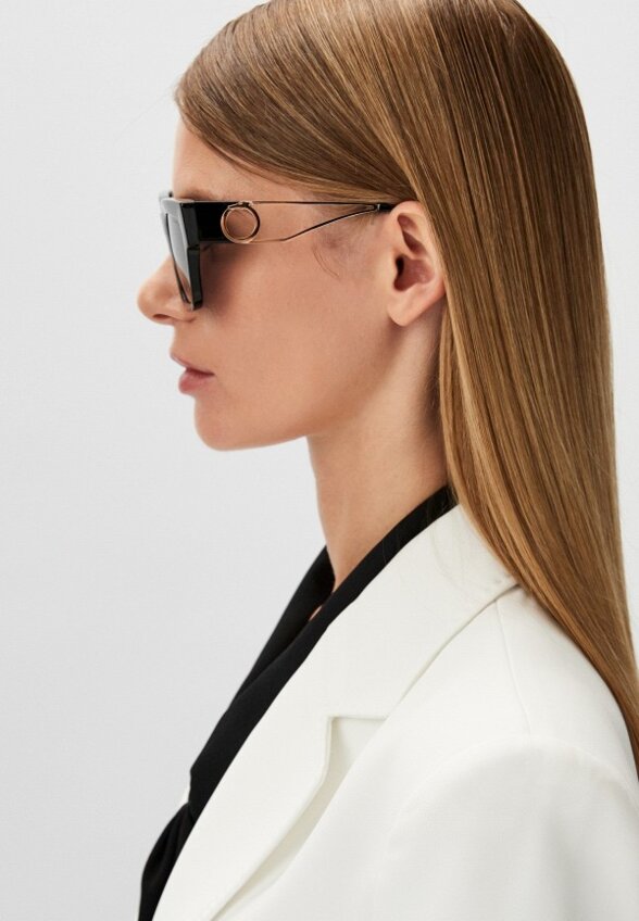 Очки солнцезащитные Trussardi