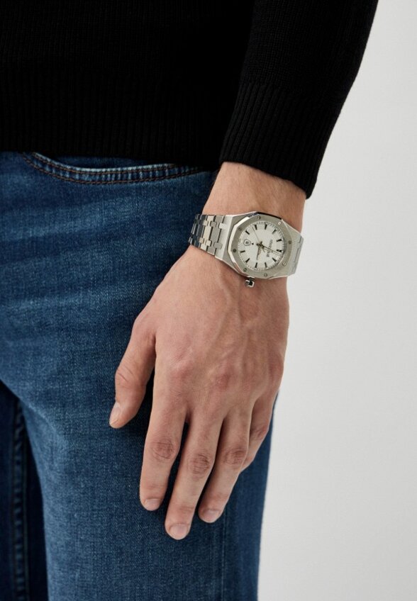 Часы Roberto Cavalli