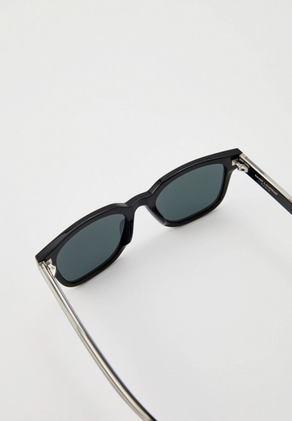 Очки солнцезащитные Saint Laurent