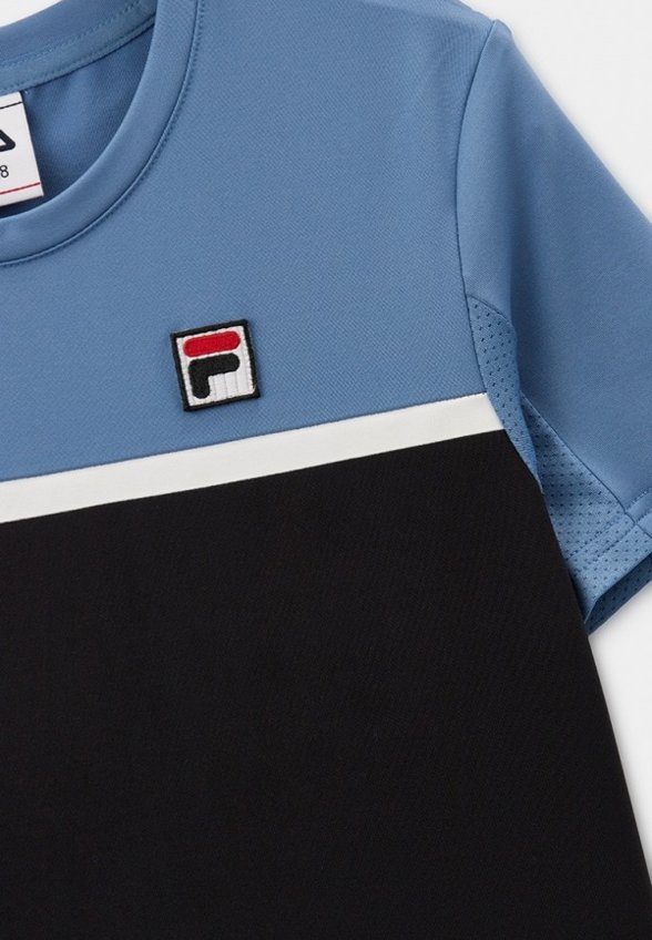 Футболка спортивная Fila