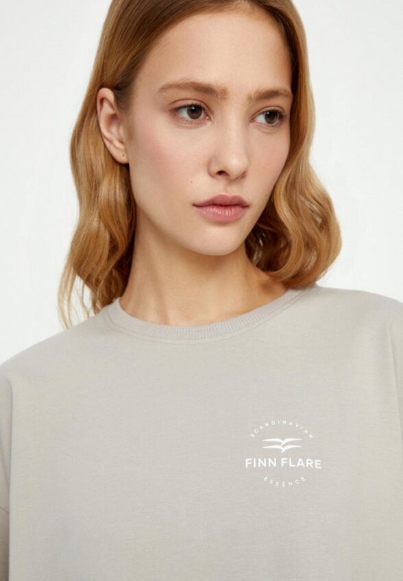 Футболка Finn Flare