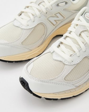 Кроссовки New Balance женщинам