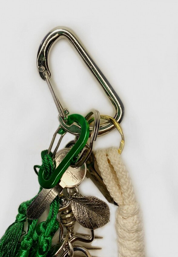 Брелок Tom Ash