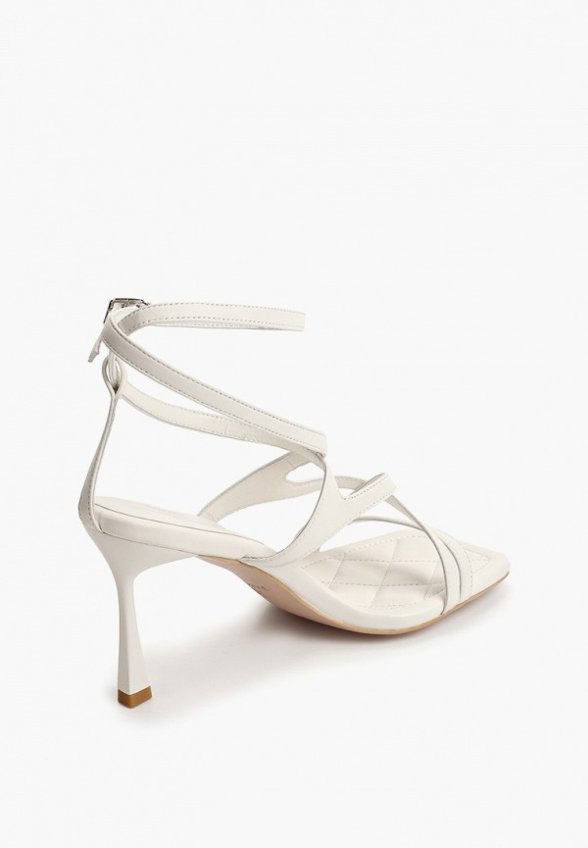 Босоножки Basconi