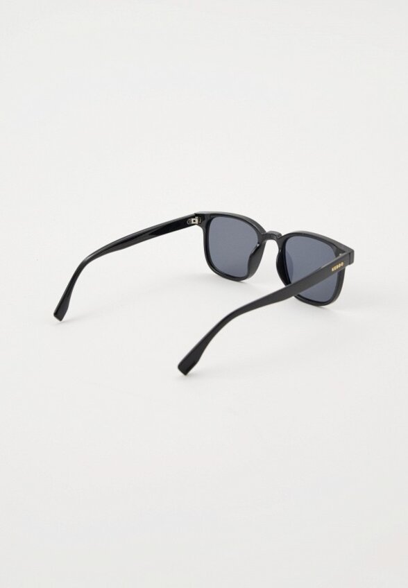 Очки солнцезащитные Keddo