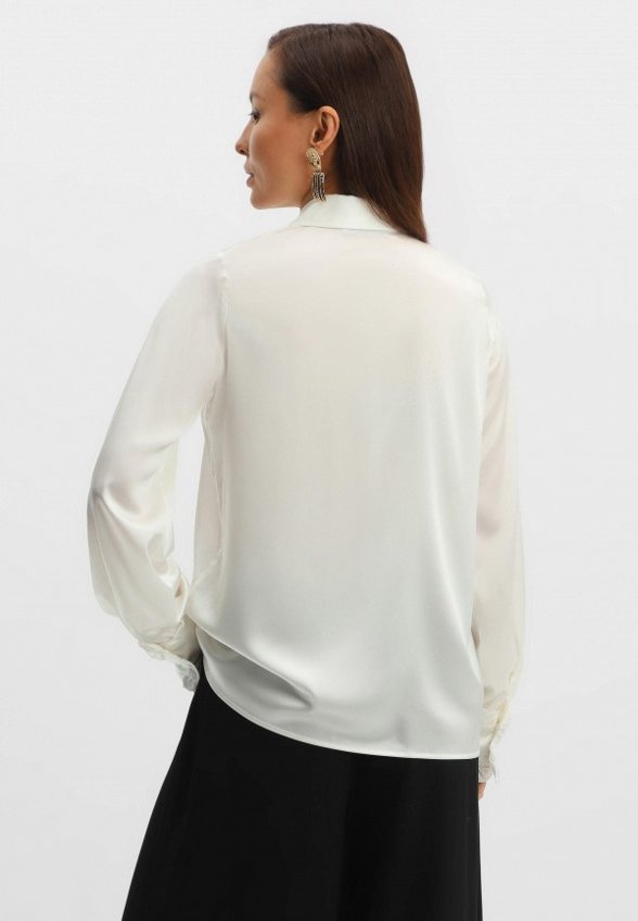 Блуза Calin Doux