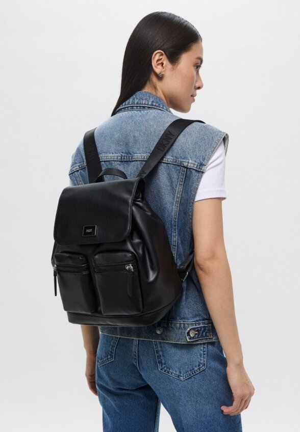 Рюкзак DKNY