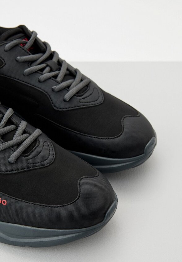 Кроссовки Hugo