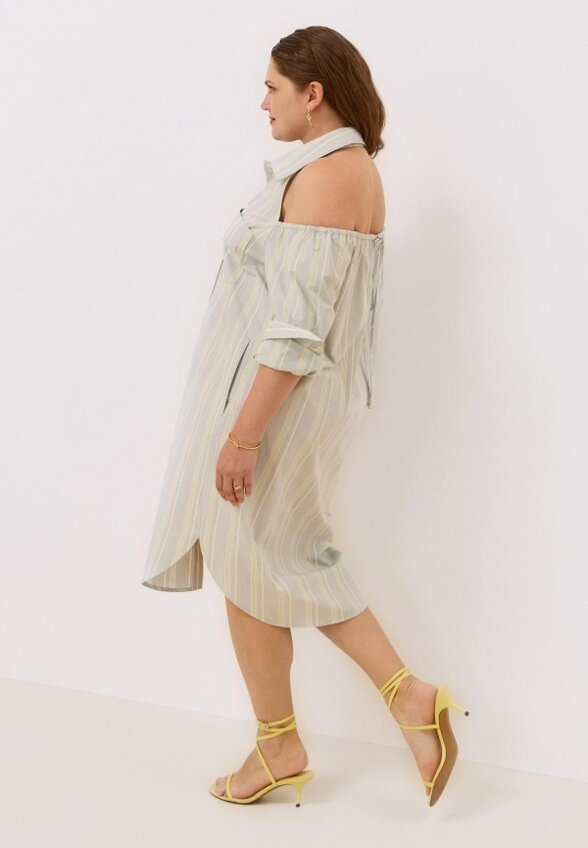 Платье Lessismore