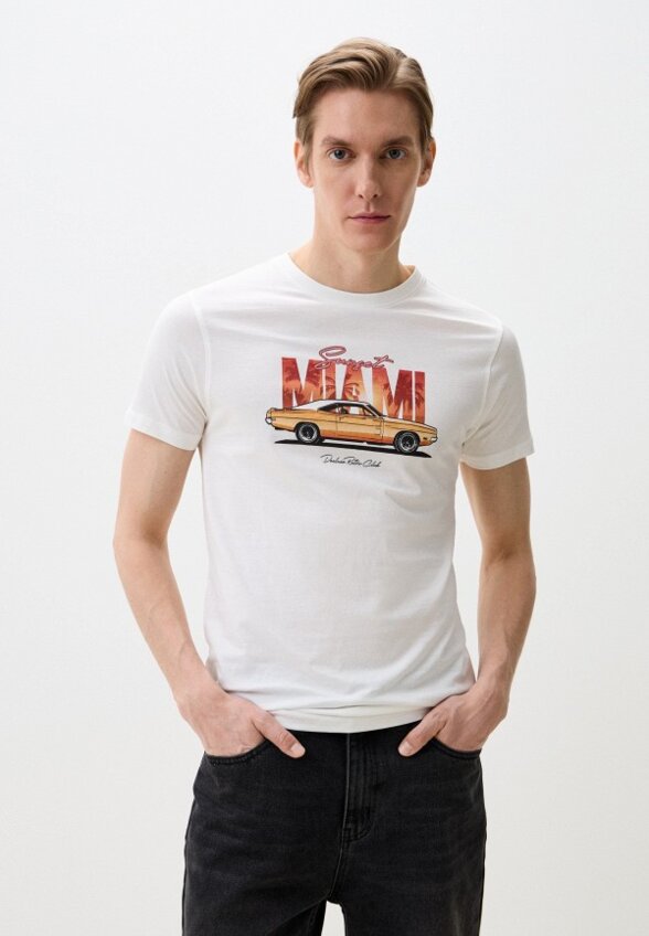 Футболка Deeluxe