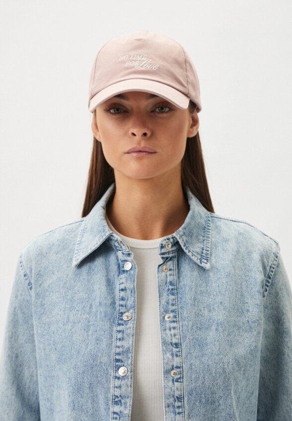 Бейсболка Hugo