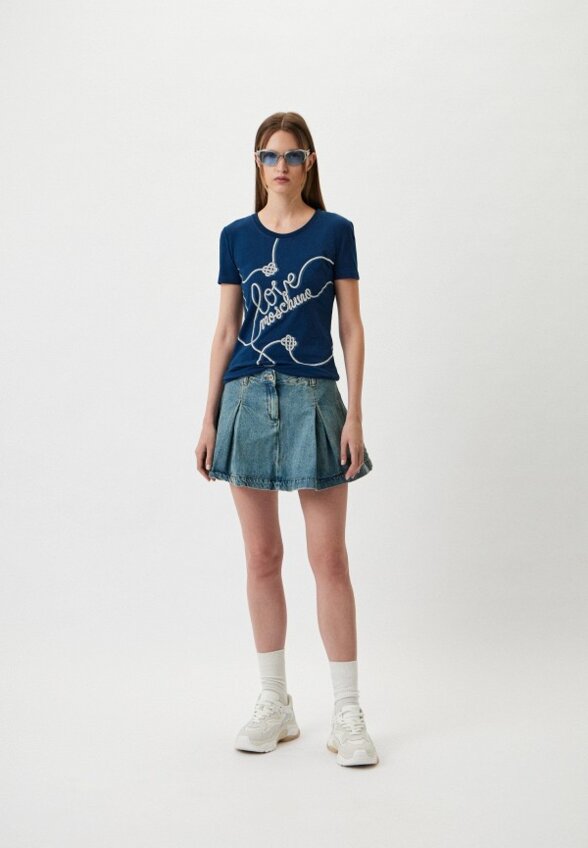 Футболка Love Moschino