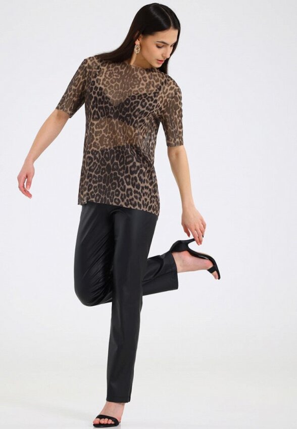 Футболка Апрель