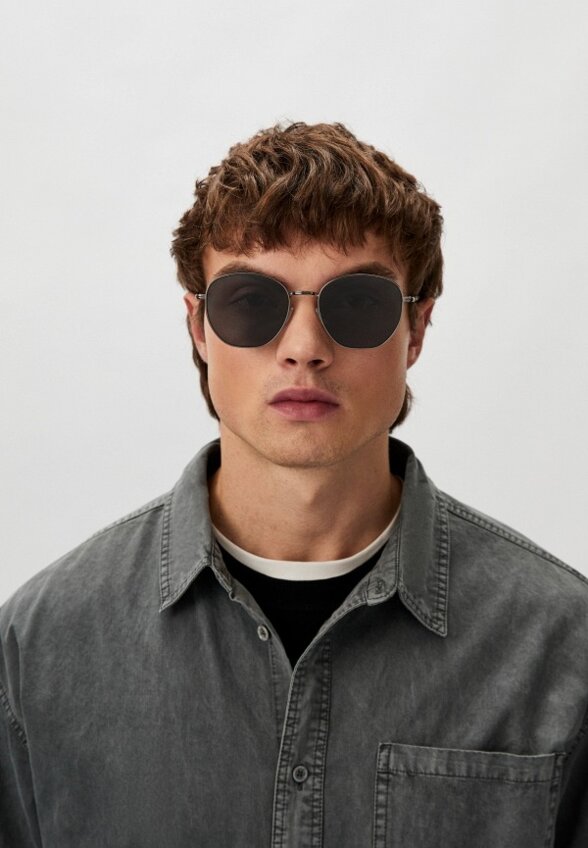 Очки солнцезащитные Boss