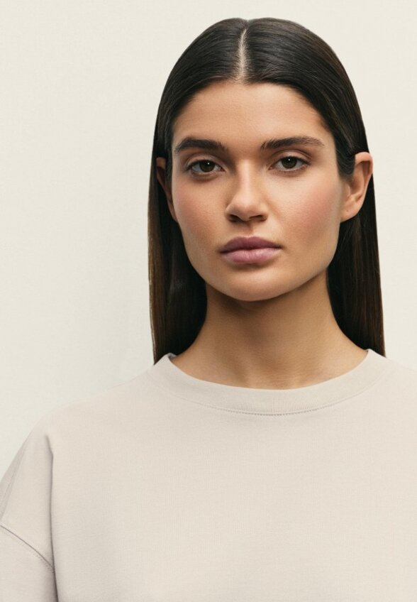 Футболка Zarina