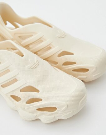 Кроссовки adidas Originals женщинам