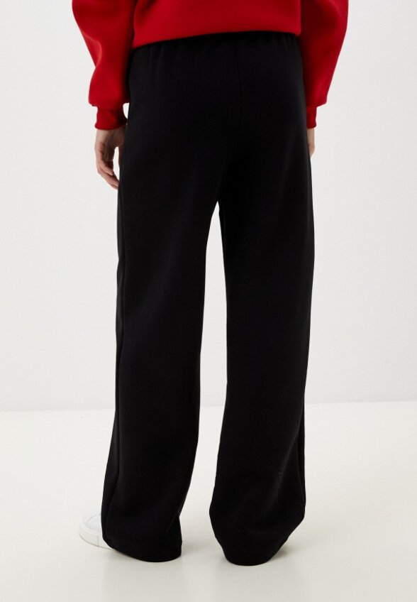 Брюки спортивные Mark Formelle