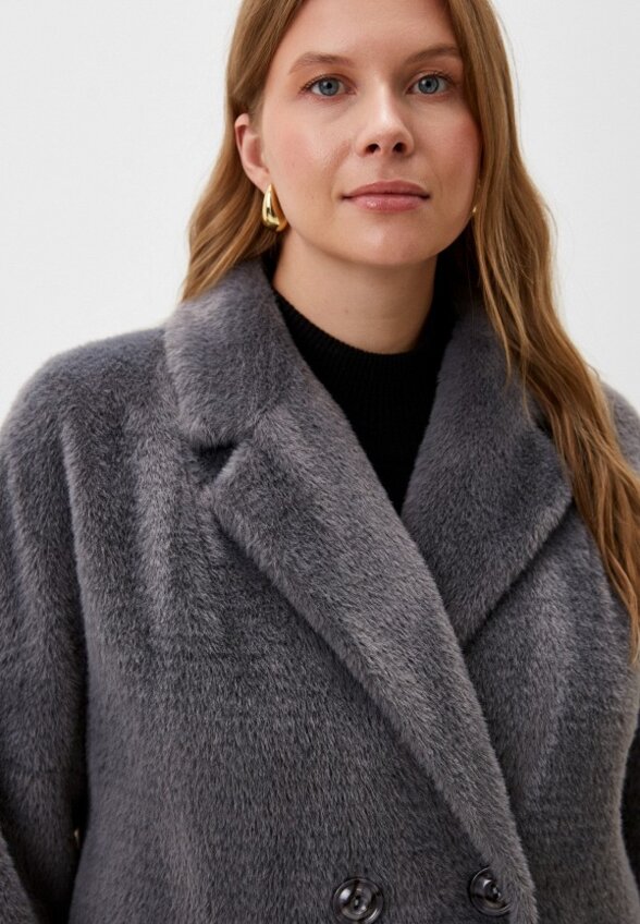 Пальто меховое Gaxgax