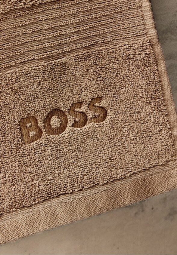 Полотенце Boss