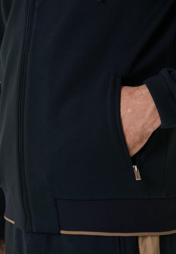 Толстовка Club