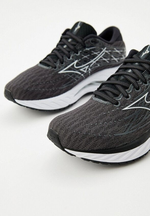 Кроссовки Mizuno