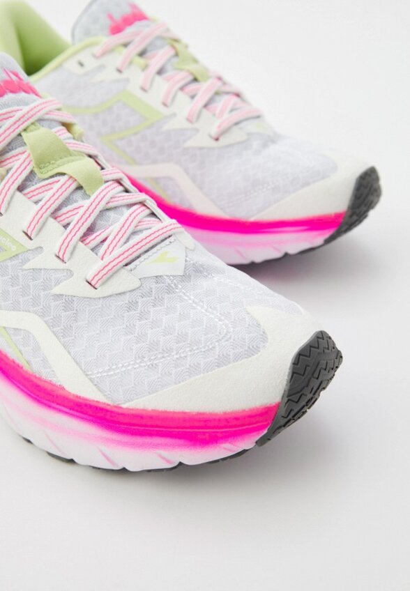 Кроссовки Diadora