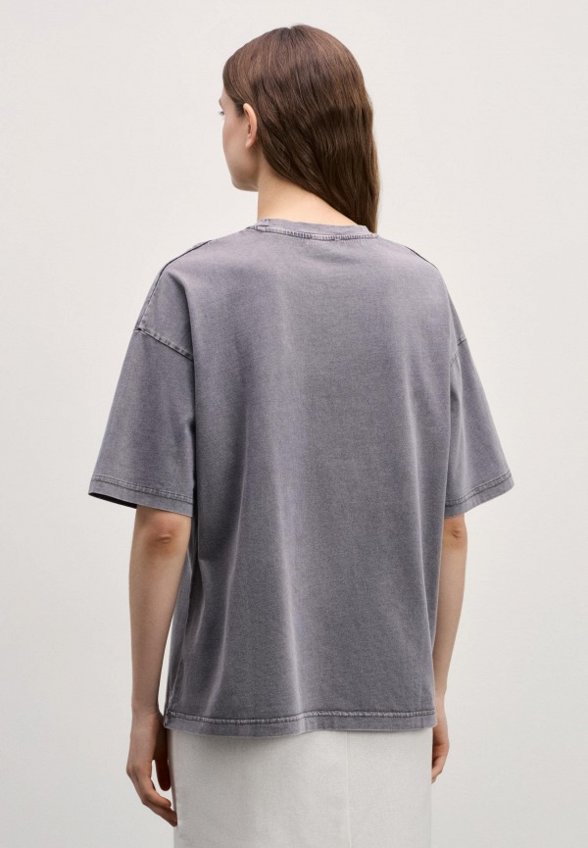 Футболка Zarina