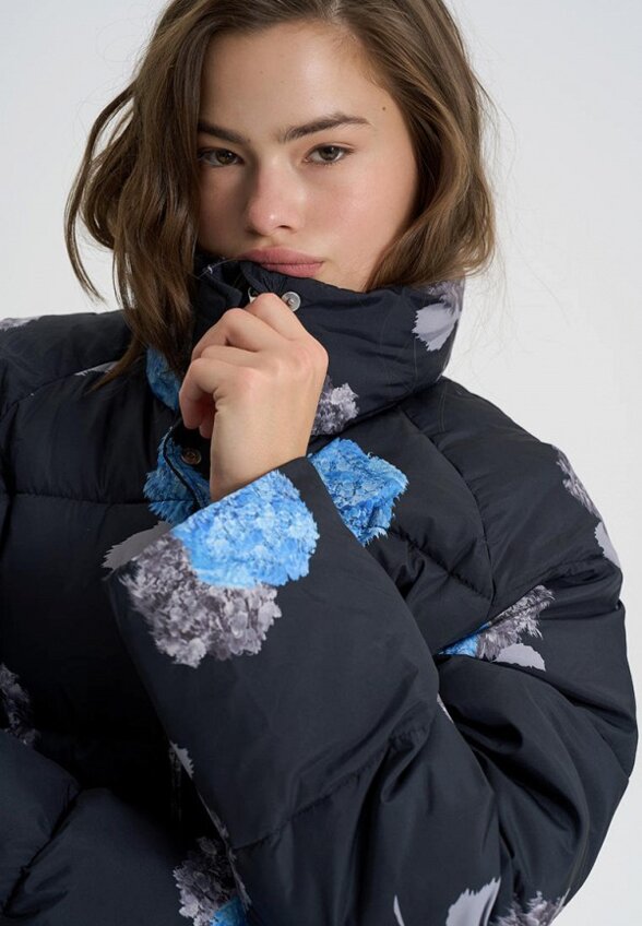 Куртка утепленная To Be Blossom