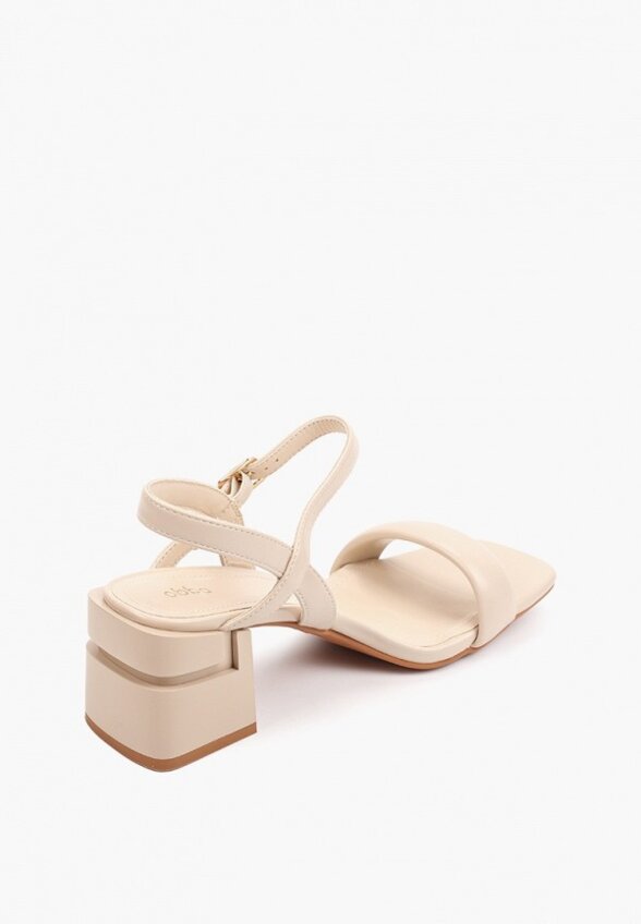 Босоножки Obba