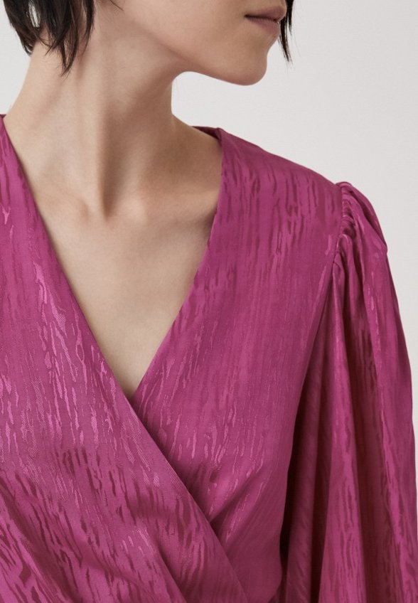 Платье Imperial