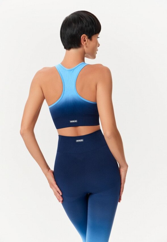 Топ спортивный Neverlate