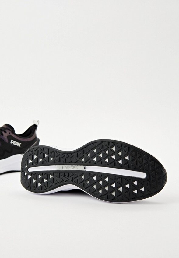 Кроссовки Peak