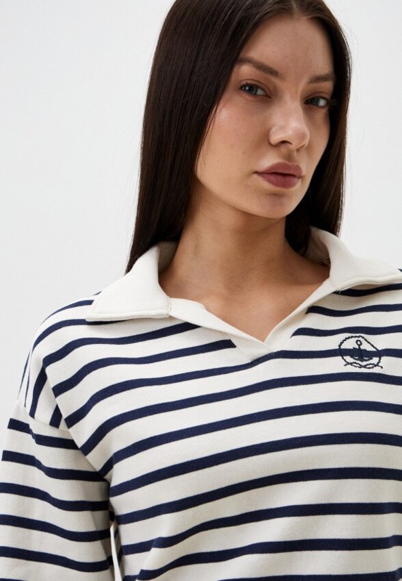 Свитшот Colin's